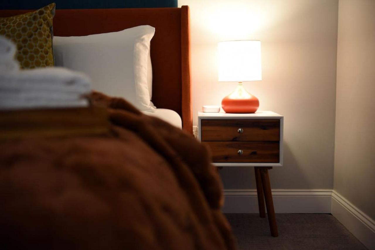 Hostwise Stays - The Washington At Chatham - Free Parking, Private Gym, Skyline Views! بيتسبرغ المظهر الخارجي الصورة